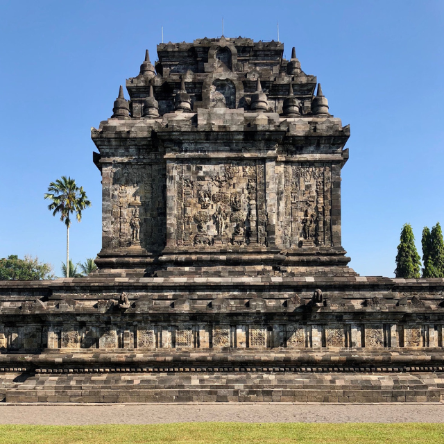 candi mendut